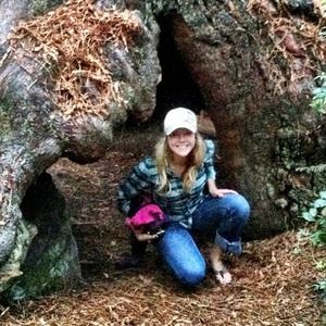 Meet your Posher, Carrie